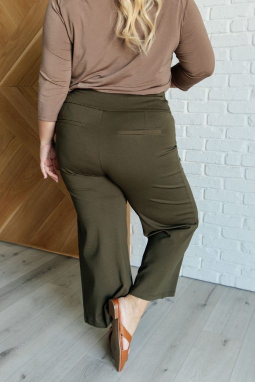 Dear Scarlett Magic Wide Leg Crop Pants in Olive - Image 7