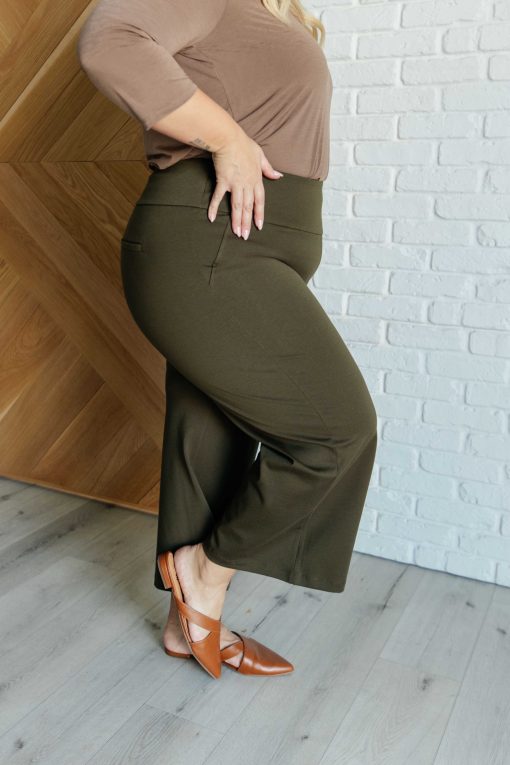 Dear Scarlett Magic Wide Leg Crop Pants in Olive - Image 5