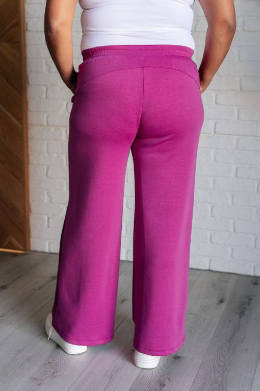 Dear Scarlett Resort Travel Wide Leg Crop Pant in Magenta - Image 9